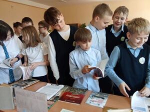 Патриотический час документальной книги «Женщины Беларуси в годы Великой Отечественной войны: подвиг и судьбы»