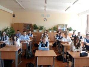Патриотический час документальной книги «Женщины Беларуси в годы Великой Отечественной войны: подвиг и судьбы»