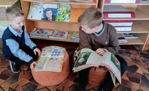 Библиотечное занятие «Кто стучится в дверь ко мне: газеты и журналы для детей»