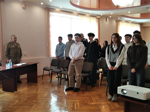 Информационно-патриотическая встреча «Афганистан: пройти через мужество»