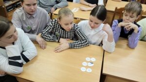 Фальклорно-игровое ассорти «Мова-фэст: гуляем і ведаем»