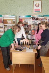 Литературно-поэтическая гостиная «Сияние женственности»