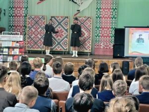 Исторический экскурс «Путь к Победе: события, люди, подвиг»