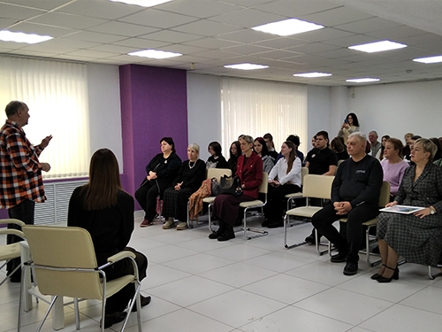 Творческая встреча с Игорем Петровичем Калацким «Ажурный код Слутчины»