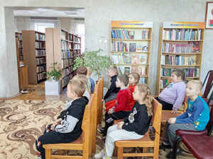 Экскурсия-знакомство «Есть по соседству библиотека»