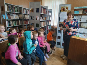 Знакомство с литературными персонажами Василя Витки «Сказочный сундучок Витки»