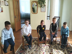 Библиотечное занятие «Волшебный мир библиотеки: первое посещение»