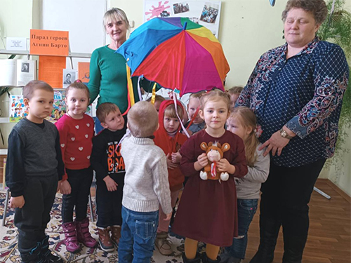 В стране веселого детства