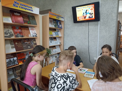 Юбилейный пьедестал «Секреты Вити Малеева»
