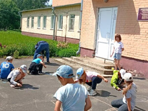 Арт-мастерская рисунков на асфальте «Солнечный круг – небо вокруг»