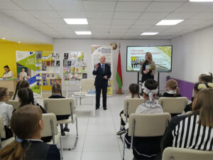 Творчая сустрэча з беларускім пісьменнікам Уладзімірам Ліпскім «Талент, прысвечаны дзецям»