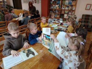 Цикл экологических досье «Хвостатые беспризорники»