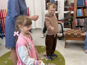 Игра-путешествие «Пять минут зарядки – и целый день в порядке!»