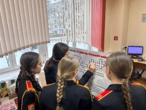 Обзор выставки «От Сталинграда до Кенигсберга: фронтовые версты Владимира Садина»