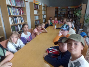 Книжный аукцион «Необычные, загадочные, ласковые, верные»