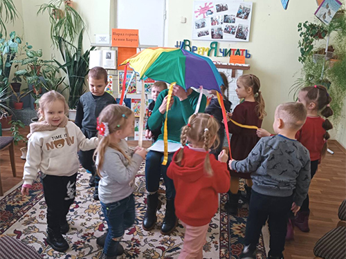 В стране веселого детства