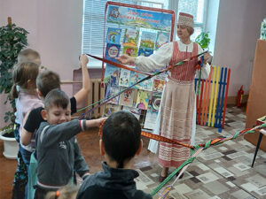 Громкие чтения «Литературный чемоданчик предлагает…»