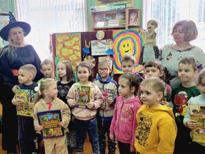 Литературное путешествие «По сказочным дорожкам»