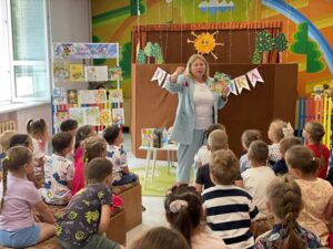 Творчая сустрэча з беларускай пісьменніцай і паэткай Інай Мікалаеўнай Фраловай «Прывітанне, дружа!»