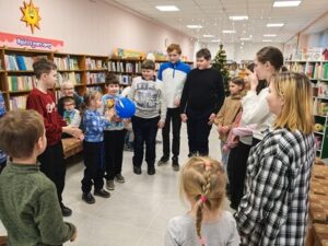 Литературно-игровая программа «Весёлое путешествие Снеговика-почтальона»