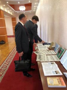 Просмотр литературы «Газета «Коммунист Беларуси» - летописец, аналитик, собеседник»