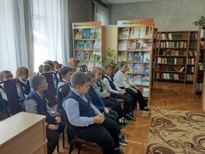 Экскурсия «Книжки ждут тебя»