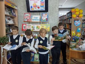 Экскурсия «Книжки ждут тебя»