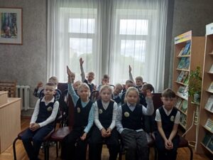 Экскурсия-знакомство с библиотекой «Вам знаком книжкин дом?»