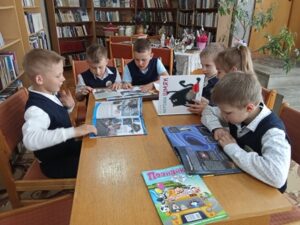 Экскурсия-знакомство с библиотекой «Вам знаком книжкин дом?»