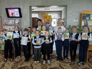 Экскурсия-знакомство с библиотекой «Вам знаком книжкин дом?»