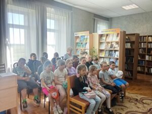 Развлекательная программа «Я держу в ладонях солнце»