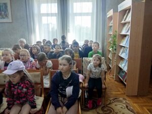 Громкое чтение «На досуге летним днем книгу в руки мы возьмем»