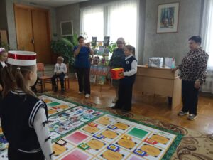 Напольная игра-бродилка «Путешествие по сказкам»