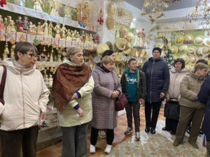 Экскурсионная поездка в Лошицкий усадебно-пароквый комплекс и музейный комплекс старинных народных ремесел и технологий «Дудутки»
