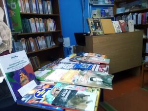 Библиотечное занятие «Почемучкины книжки»: научно-познавательная литература для школьников»