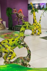 Интерактивная выставка «Вторжение динозавров» продолжается: успейте попасть в доисторическое приключение