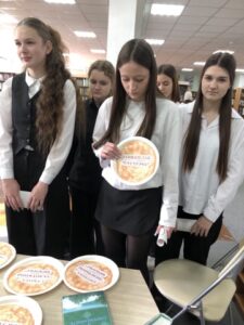 Диалог с читателями «Масленица: история и традиции»