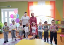 Читаем сказку вместе «Приключения Дюймовочки»