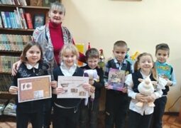 Библиотечное занятие «Книжкины подсказки: структура книги»