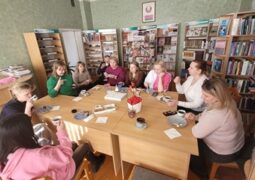 Литературно-поэтическая гостиная «Сияние женственности»