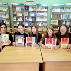 Час духовной беседы «Лампада чудес: где живут святые?»