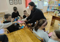 Литературно-игровая программа «Тепло родного очага»