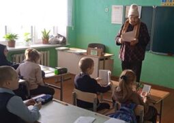 Литературно-игровая программа «К новым приключениям спешим друзья»