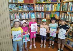 Экскурсия в библиотеку «Вот такие мы друзья: библиотека, книга, я»