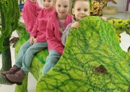 Интерактивная выставка «Вторжение динозавров» продолжается: успейте попасть в доисторическое приключение