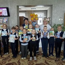 Экскурсия-знакомство с библиотекой «Вам знаком книжкин дом?»
