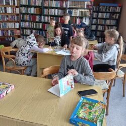 Литературное знакомство «Веселые приключения в школе фантазеров»
