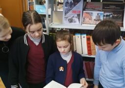 Урок мужества «Свеча горит и освещает память»