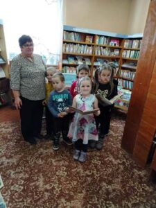 Литературное путешествие «Сябар дзяцей Іван Муравейка»