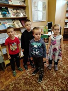 Литературное путешествие «Сябар дзяцей Іван Муравейка»
